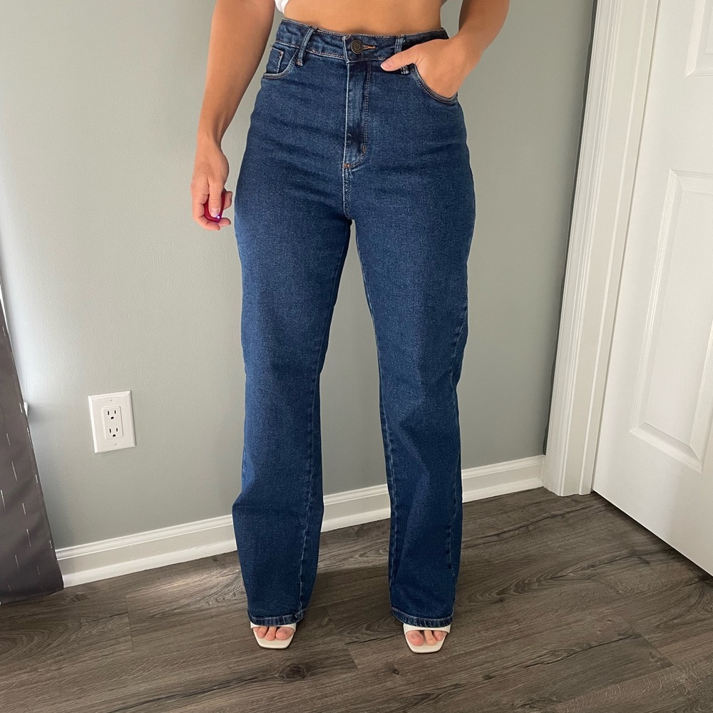 ✨Blue Jeans✨ - Picture 2 of 3